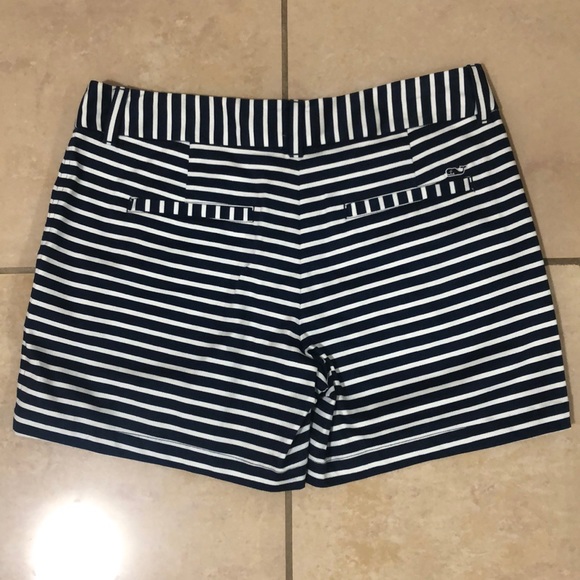 Vineyard Vines Women’s Shorts - Picture 2 of 4